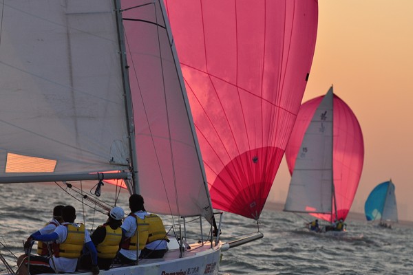 玩转厦门——时尚小巧小帆船