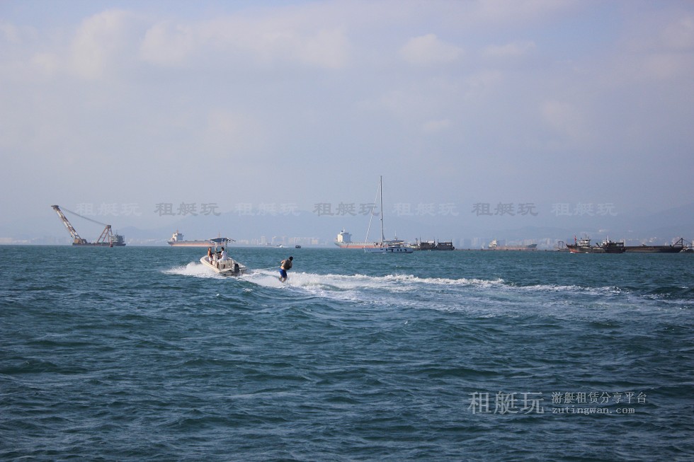 做資深三亞旅游達人，游艇旅游更時尚！