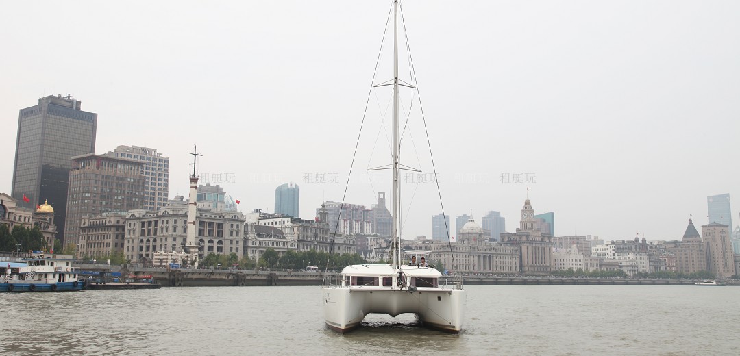  法國(guó)藍(lán)高 Lagoon400