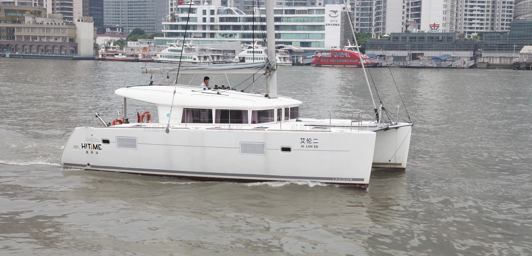  法國(guó)藍(lán)高 Lagoon400