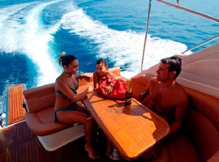  34英尺運動游艇