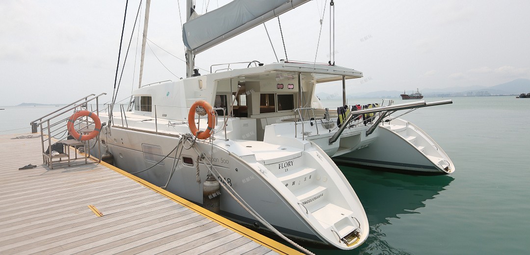 法國(guó)藍(lán)高50英尺