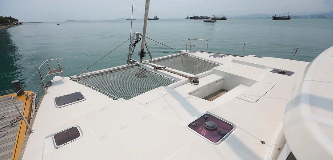 法國(guó)藍(lán)高50英尺