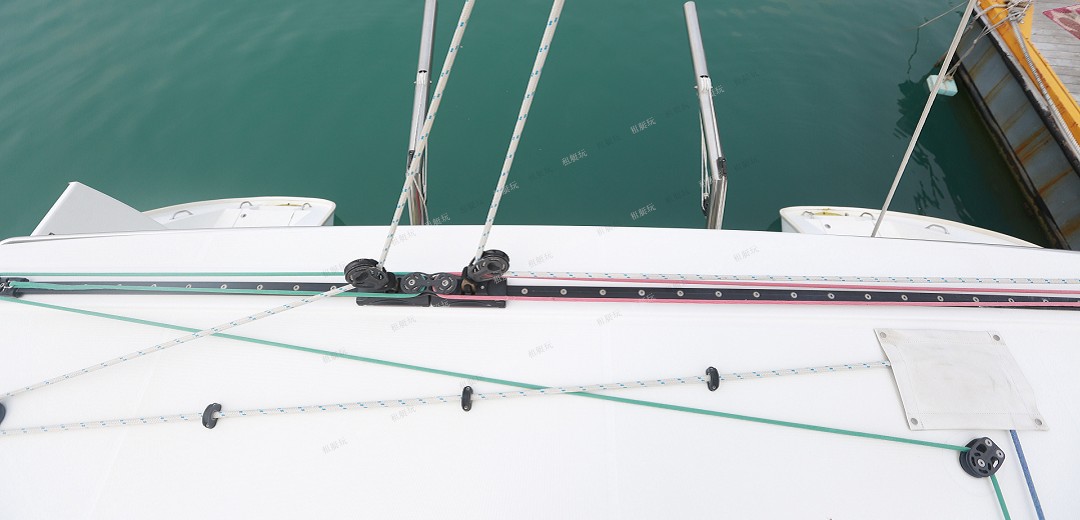 法國(guó)藍(lán)高50英尺