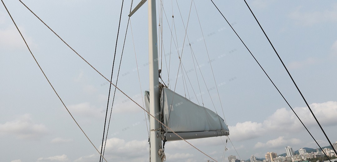 法國(guó)藍(lán)高50英尺