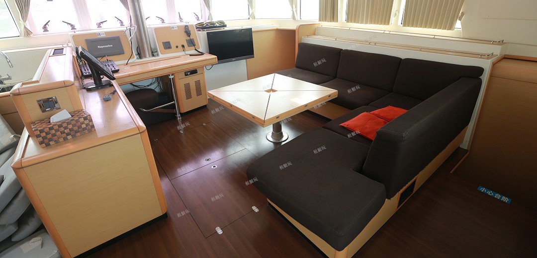 法國(guó)藍(lán)高50英尺